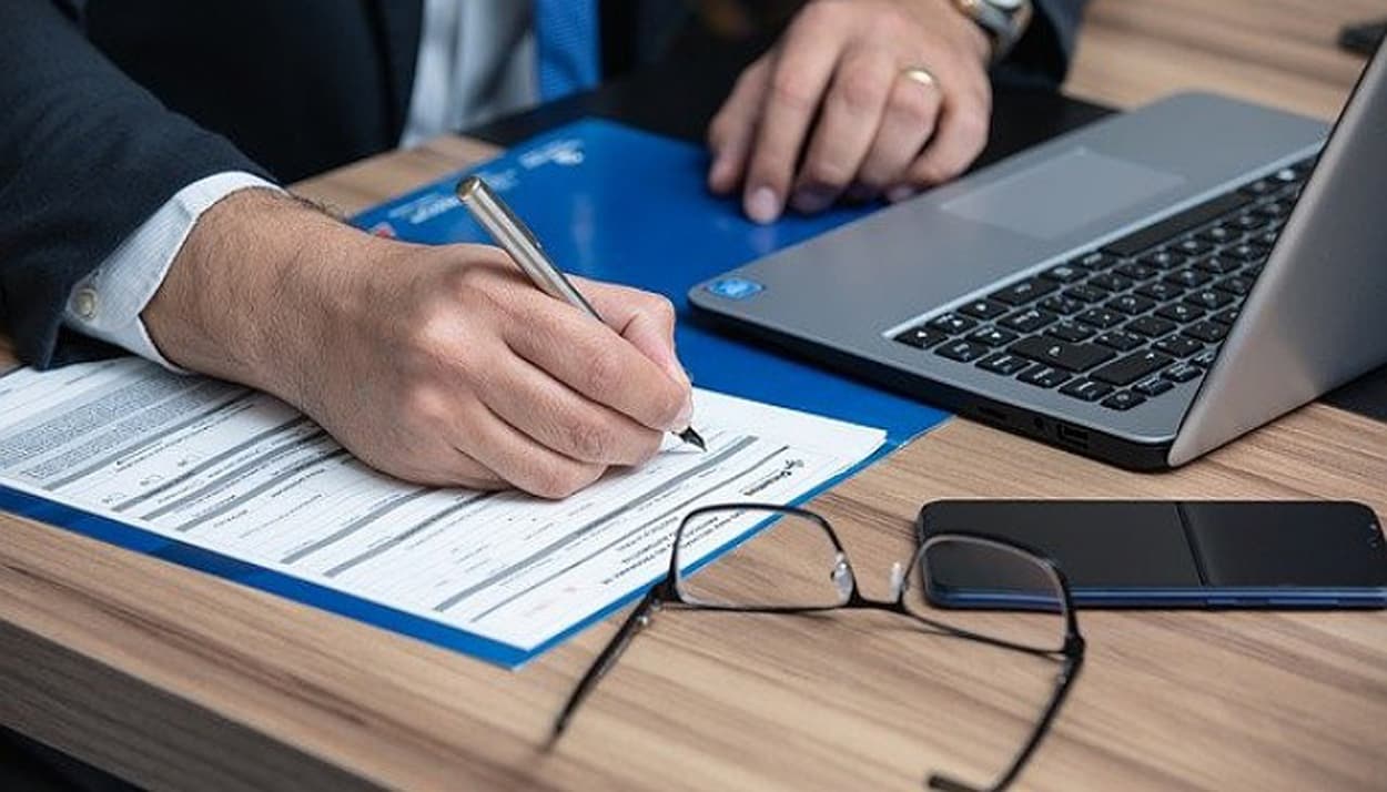 وکیل ارز دیجیتال در اهواز