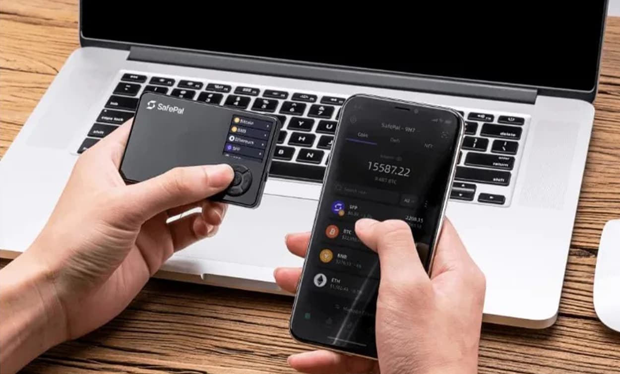 بررسی حقوقی کیف پول سخت‌افزاری (Cold Wallet)